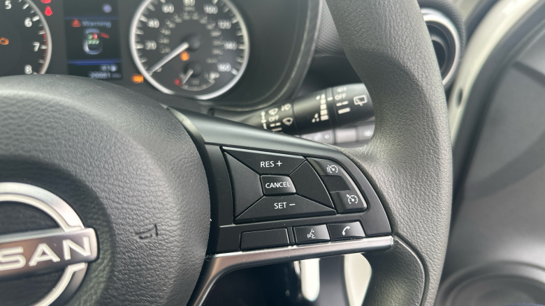 Nissan Juke 1.0 DiG-T 114 Acenta 5dr Petrol Hatchback